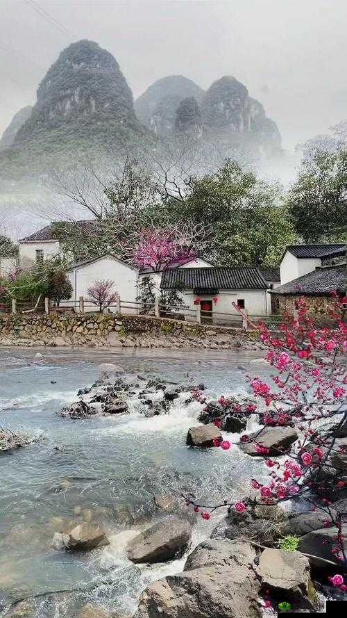 桃花洞口已是溪水潺潺:那迷人的春景